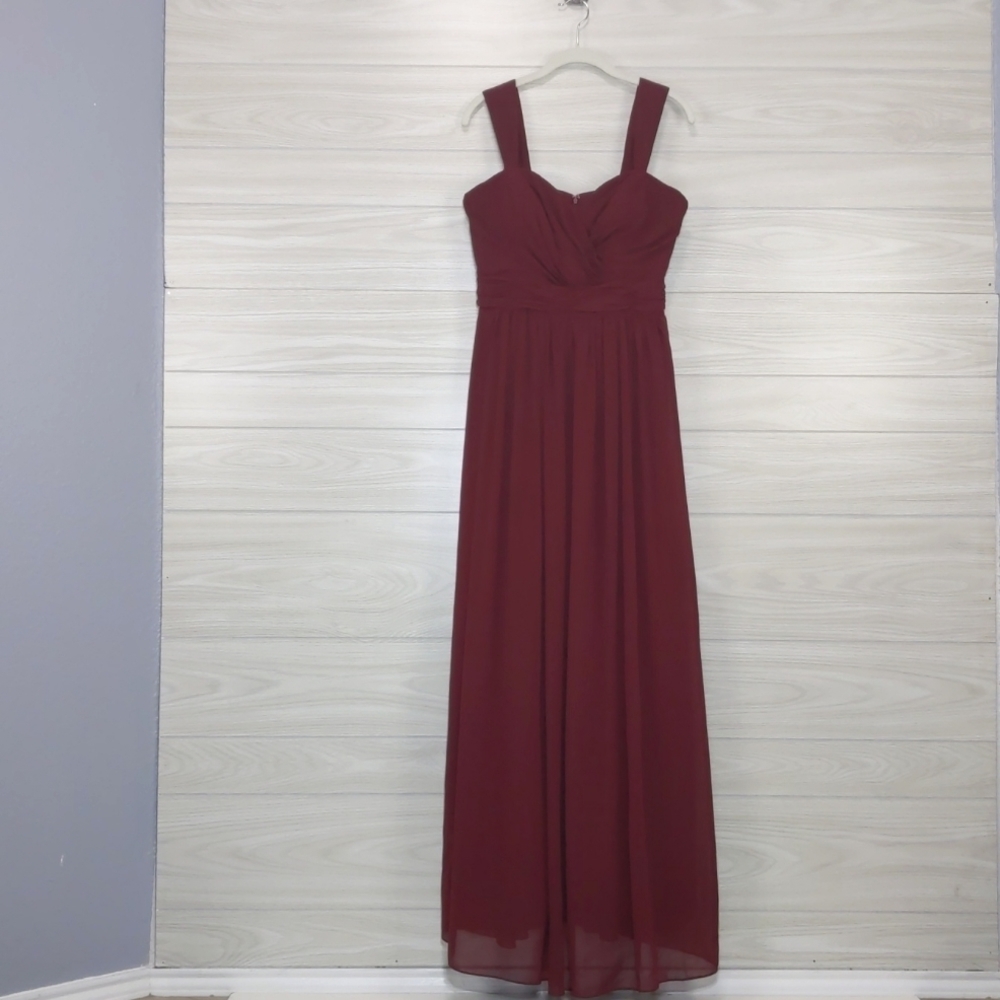 Formal Gown Dress - Picture 3 of 7
